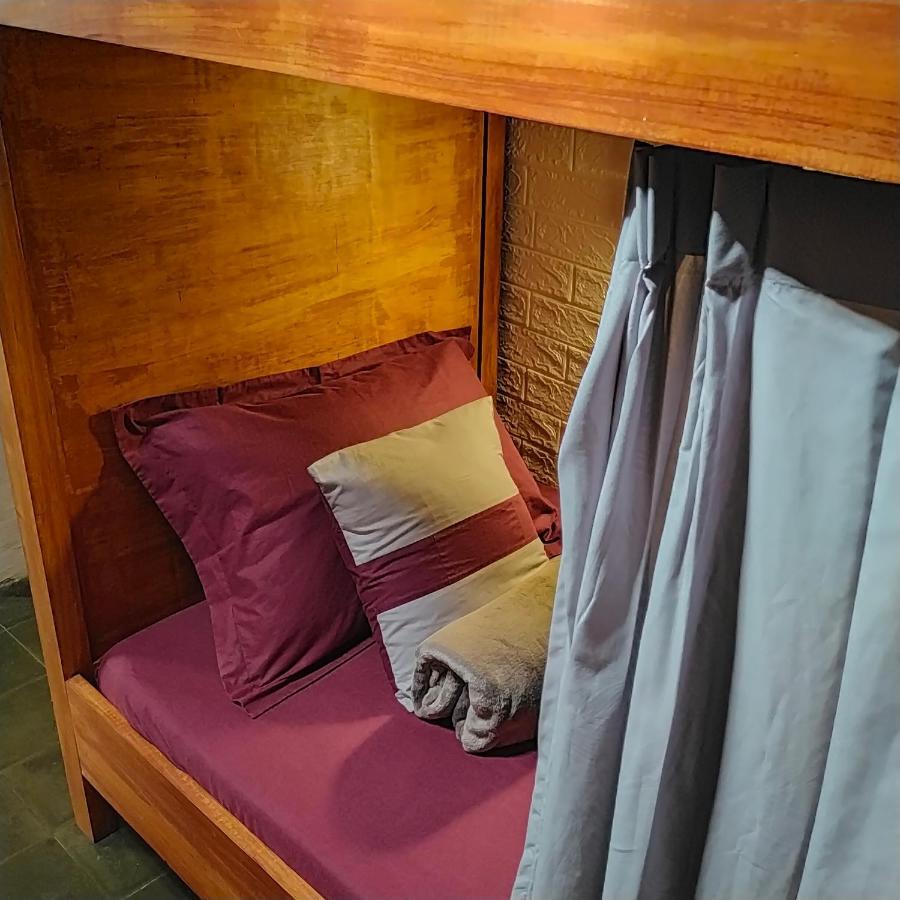 Semeru Hostel Malang (Adults Only) מראה חיצוני תמונה
